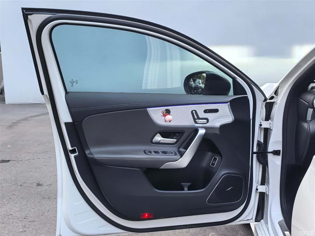 Mercedes-Benz A-Class, 2022 12