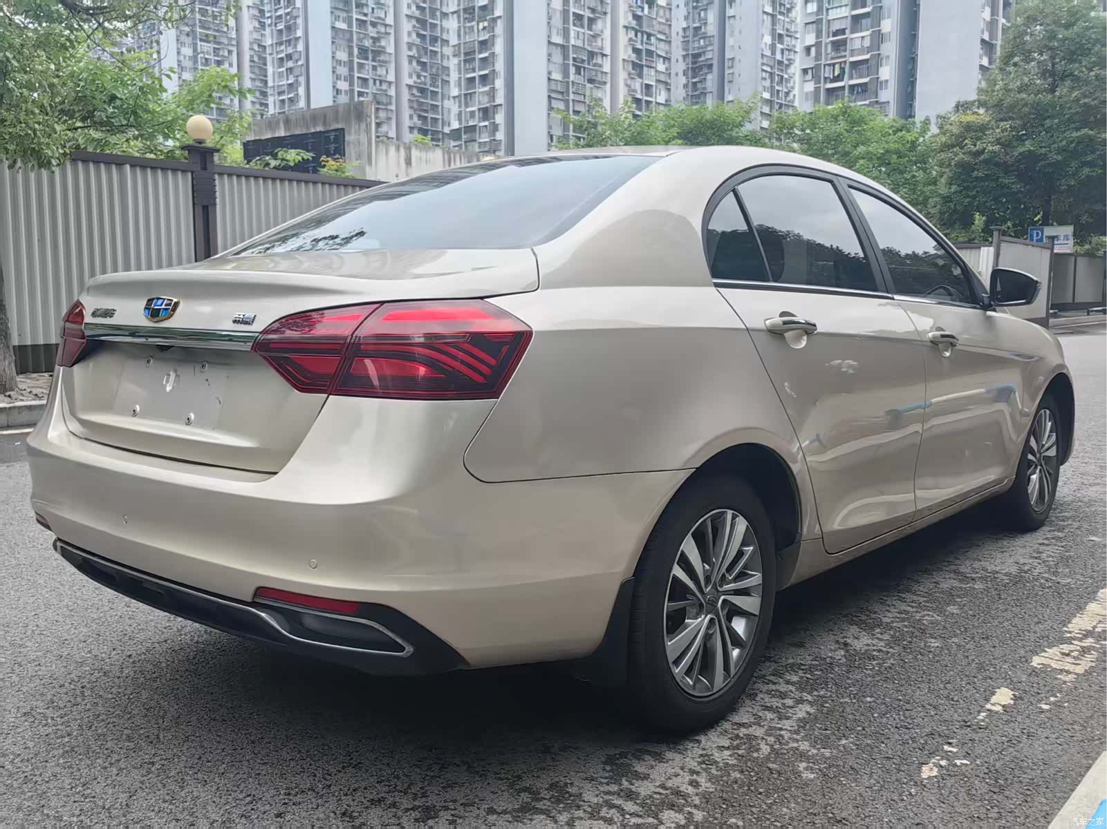 Geely Emgrand, 2018 все фото