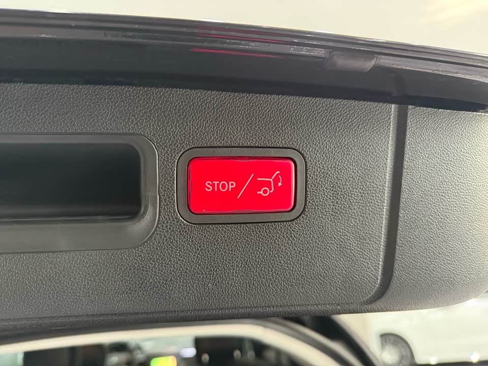 Mercedes-Benz R-class