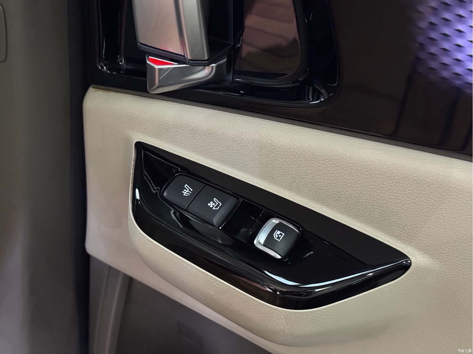 Kia Carnival, 2023 18