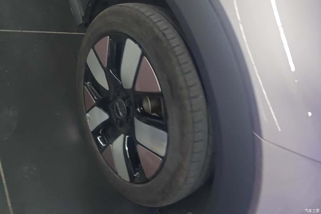 BYD Dolphin, 2025 6