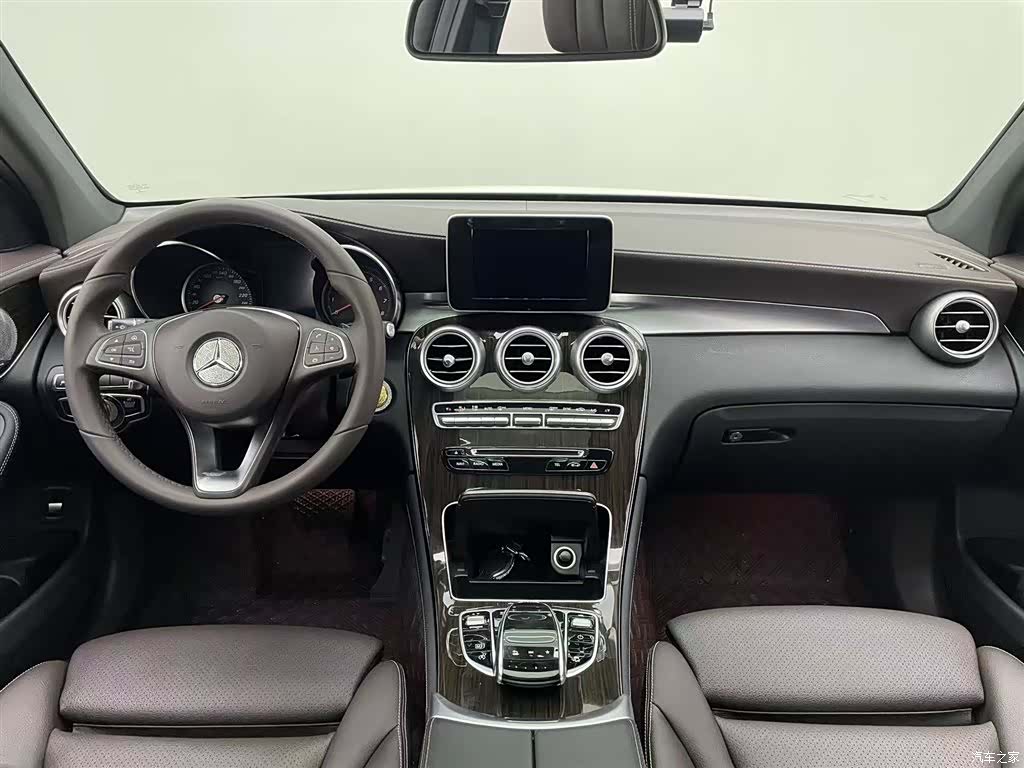 Mercedes-Benz GLC, 2018 12