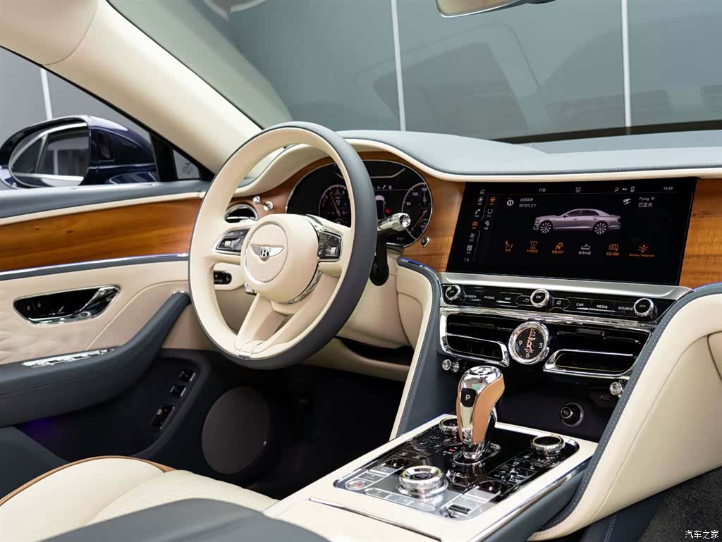 Bentley Flying Spur, 2023 17