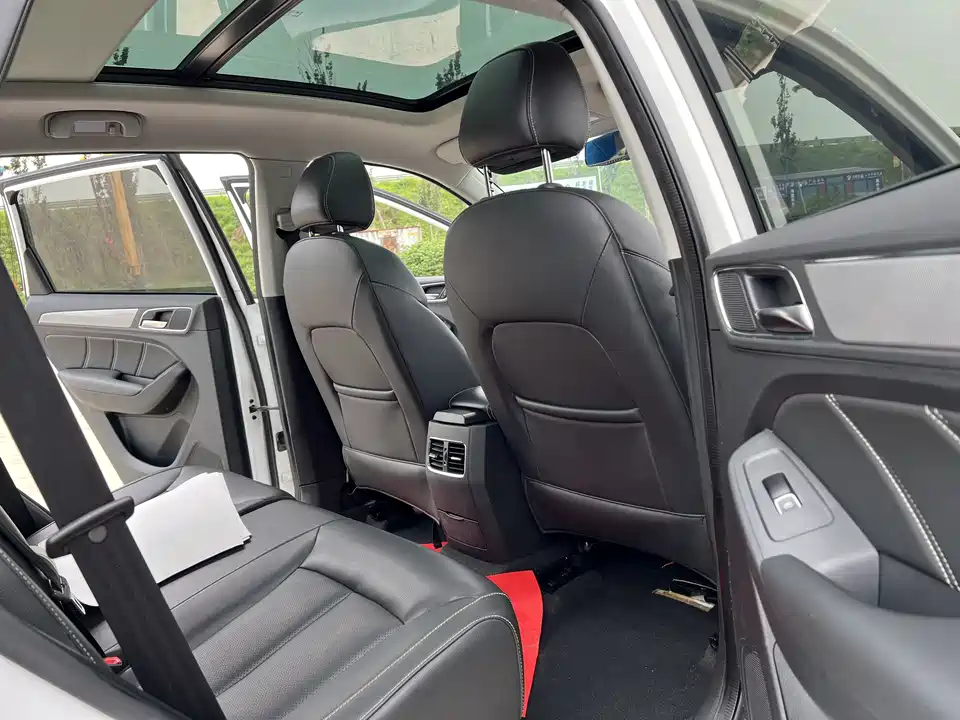 Roewe RX5 Roewe RX5