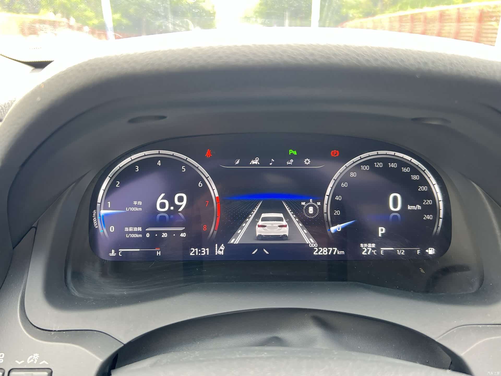 Toyota Camry, 2023 16