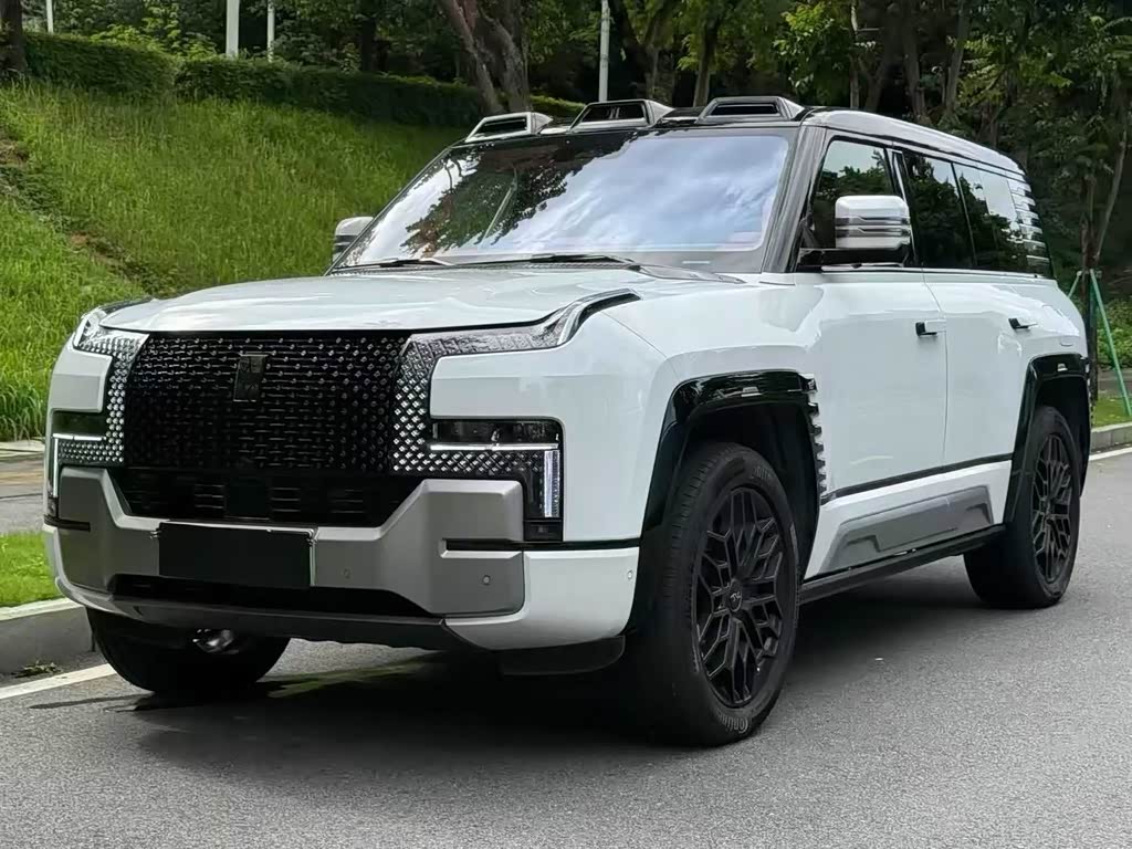 Yangwang U8 2023 Luxury
