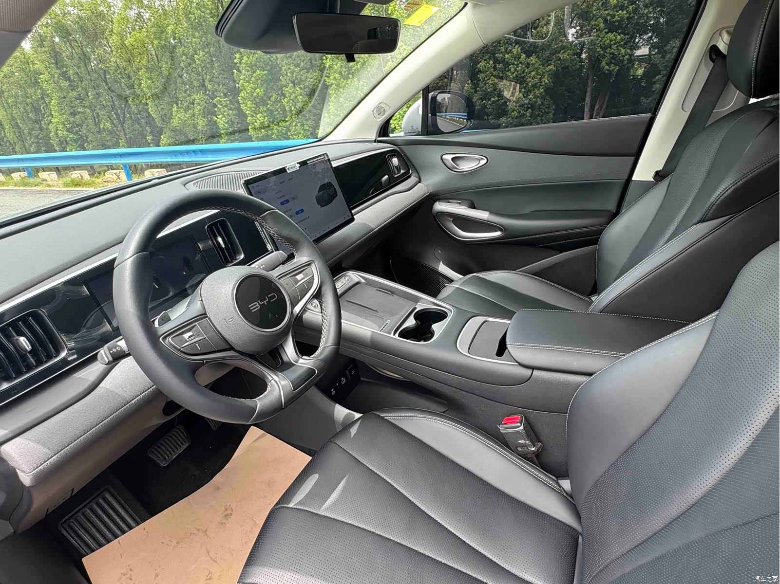 BYD HiAce, 2025 10