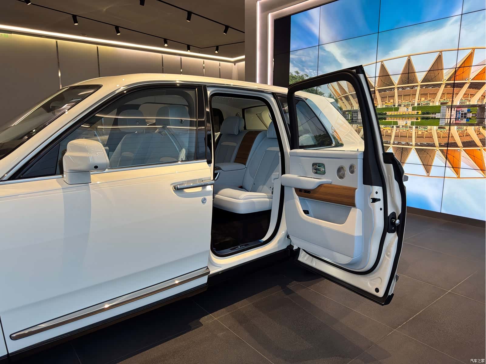 Rolls-Royce Cullinan, 2026 3