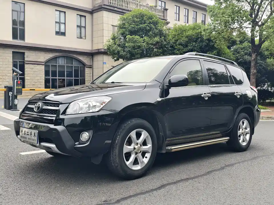 Toyota RAV4 Rongfang