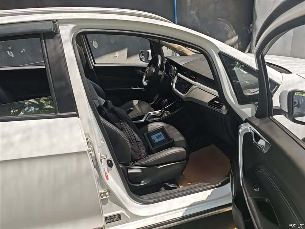 Geely X3, 2019 25