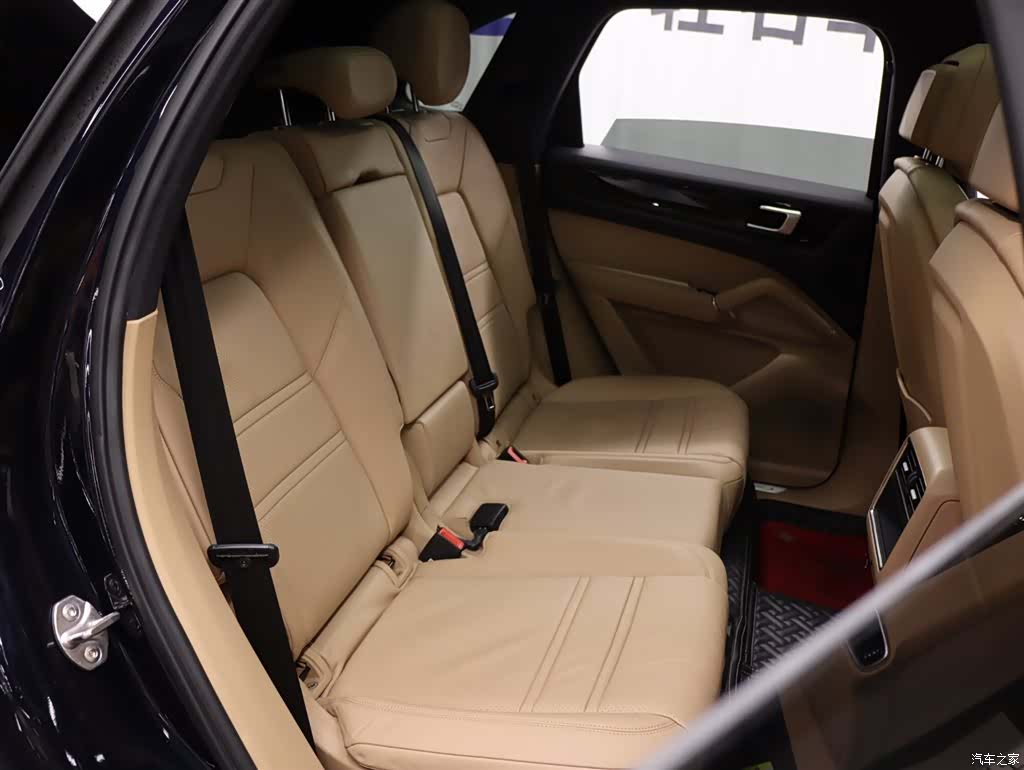 Porsche Cayenne, 2018 21