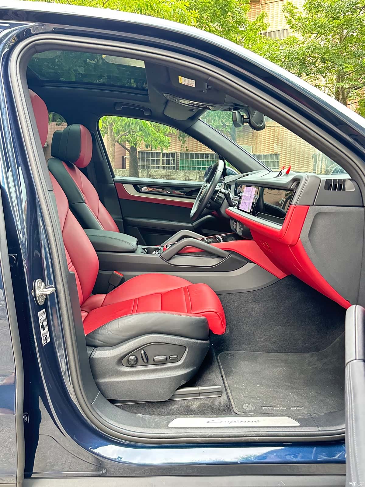 Porsche Cayenne, 2024 12