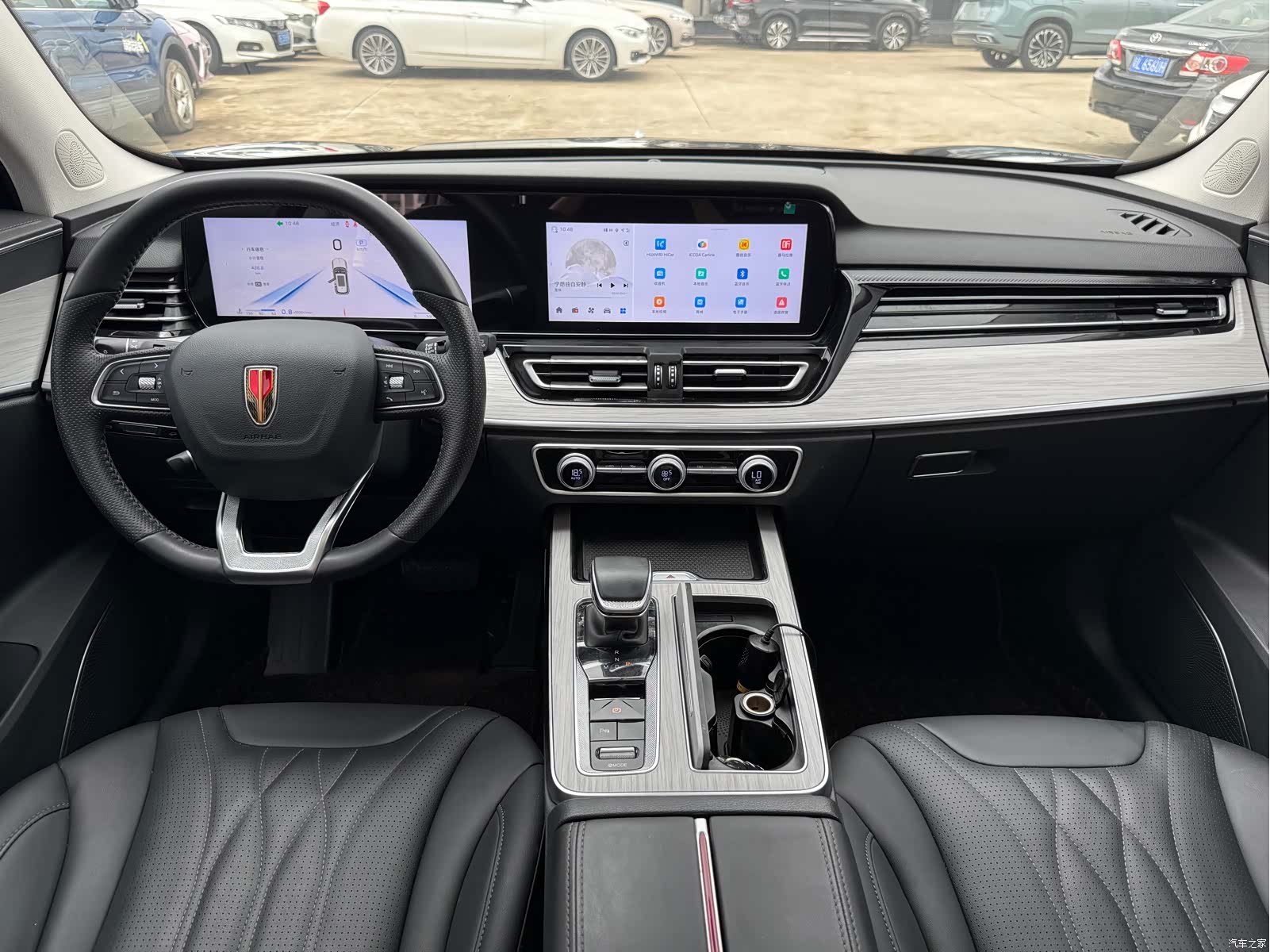 Hongqi HS5, 2024 7