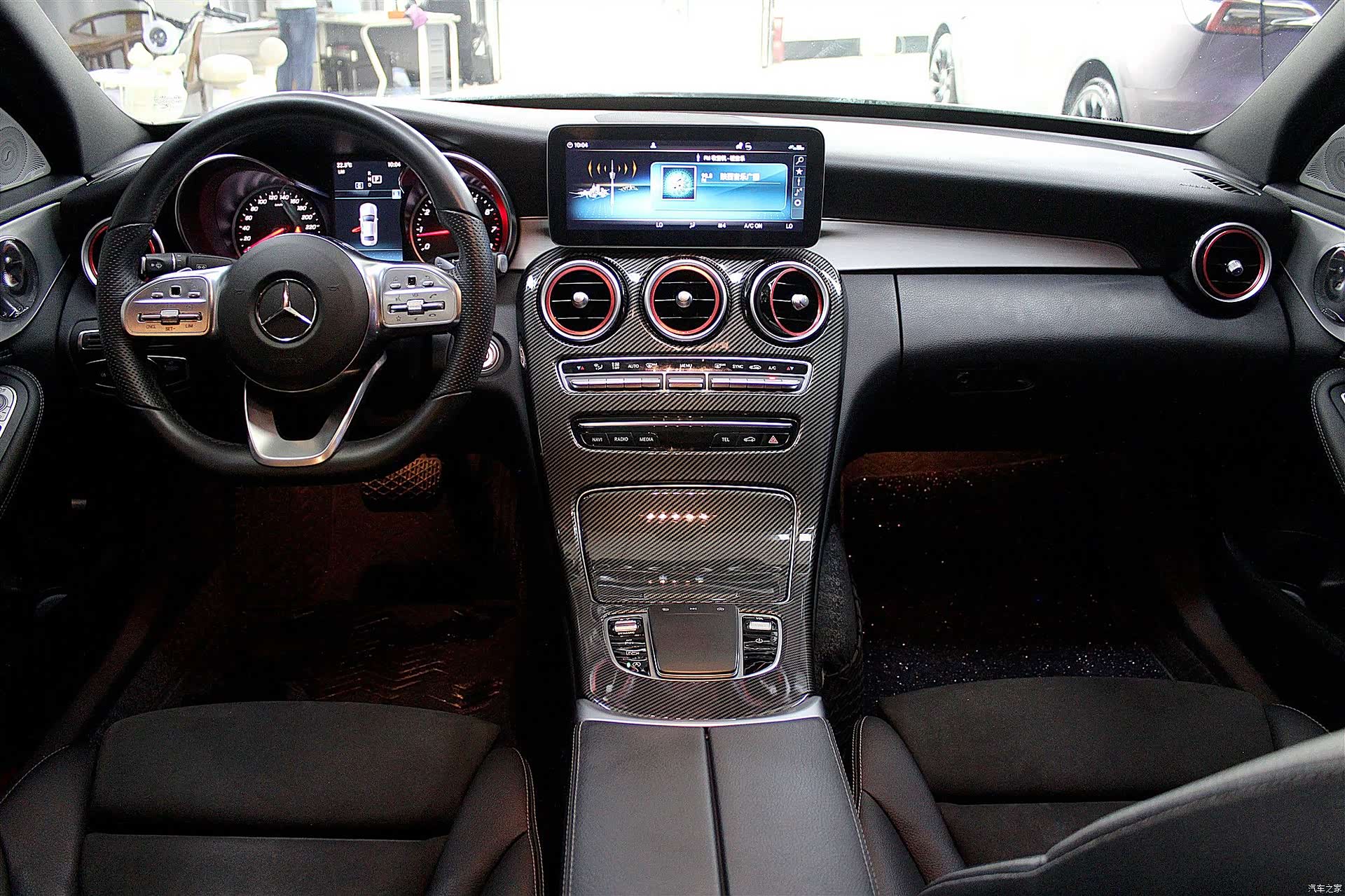 Mercedes-Benz C-Class, 2019 все фото