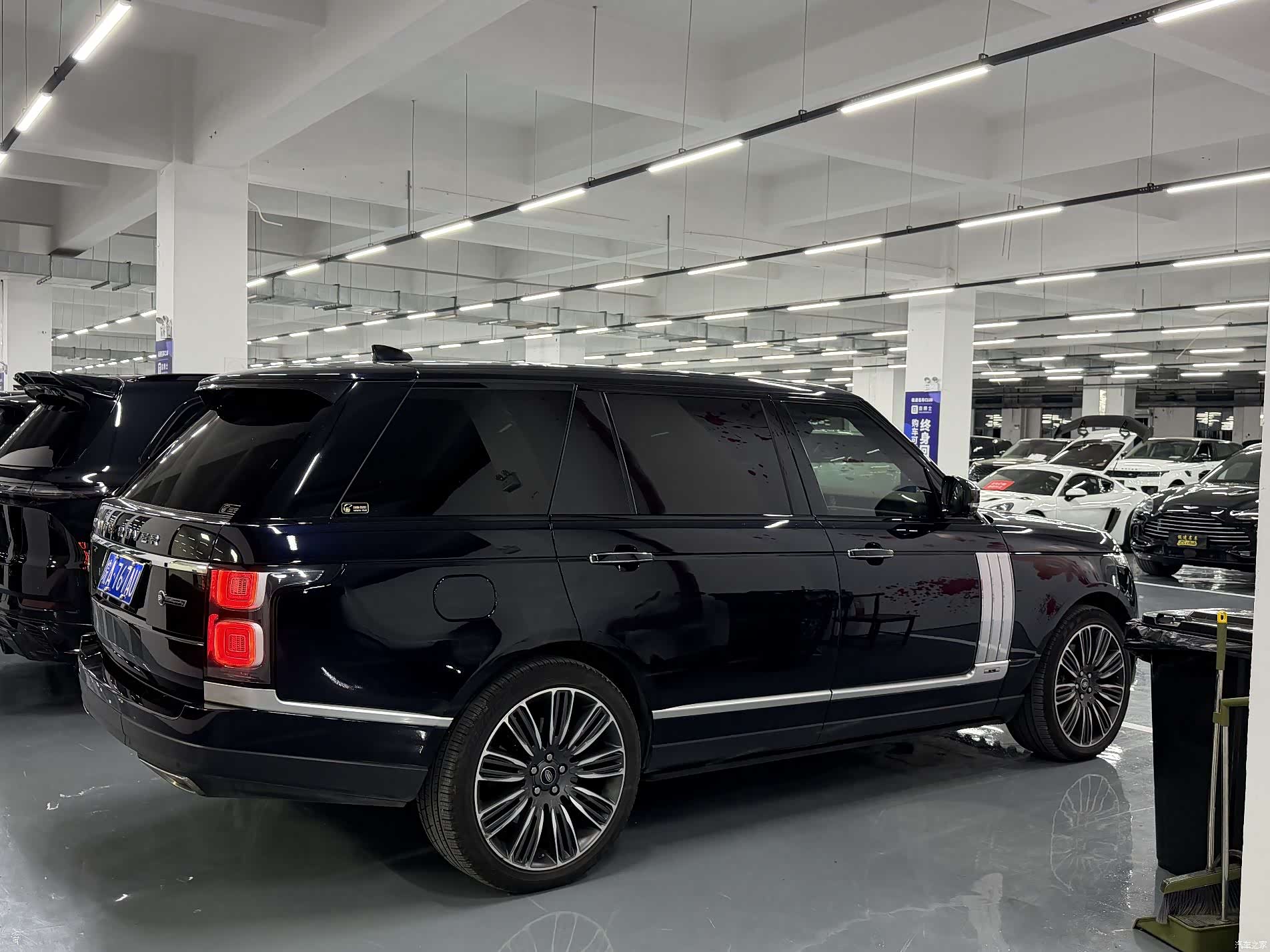 Land Rover Range Rover, 2022 9