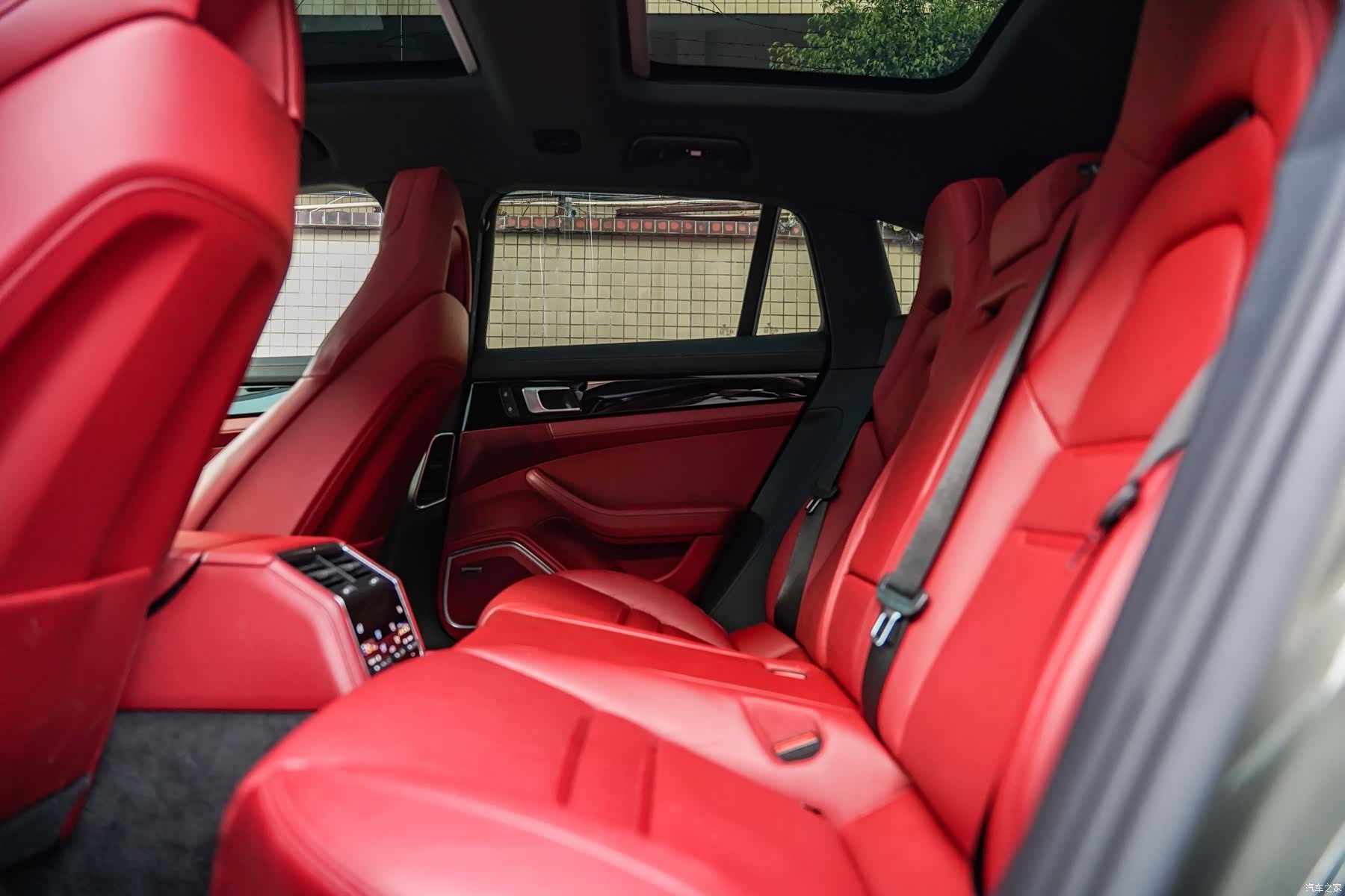 Porsche Panamera, 2022 15