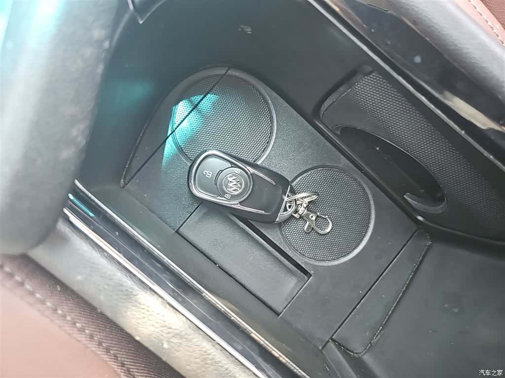 Buick GL6, 2018 9