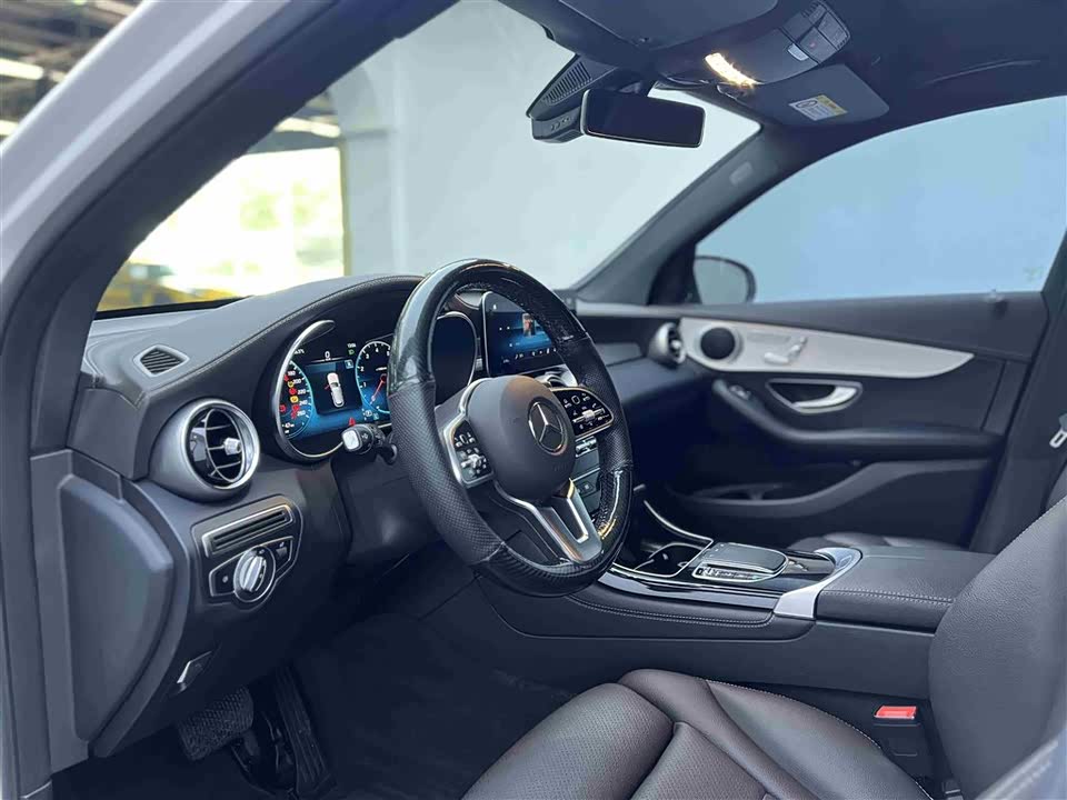 Mercedes-Benz GLC Mercedes-Benz GLC