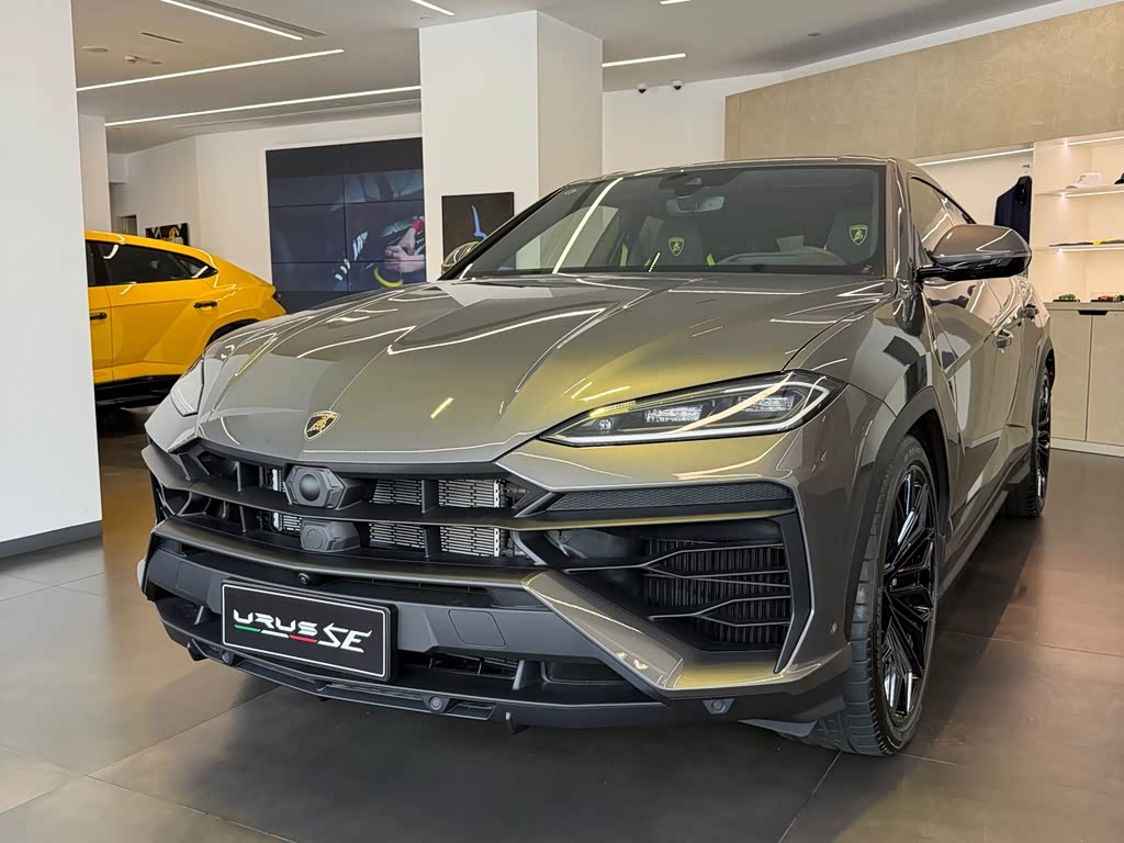 Lamborghini Urus SE