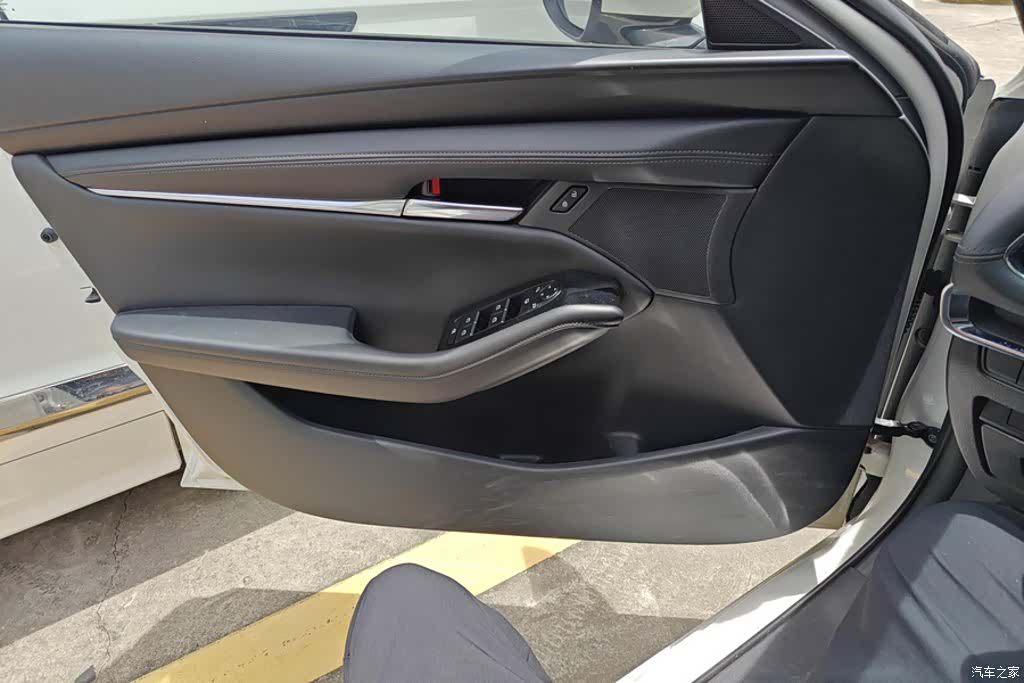 Mazda Mazda3, 2020 7