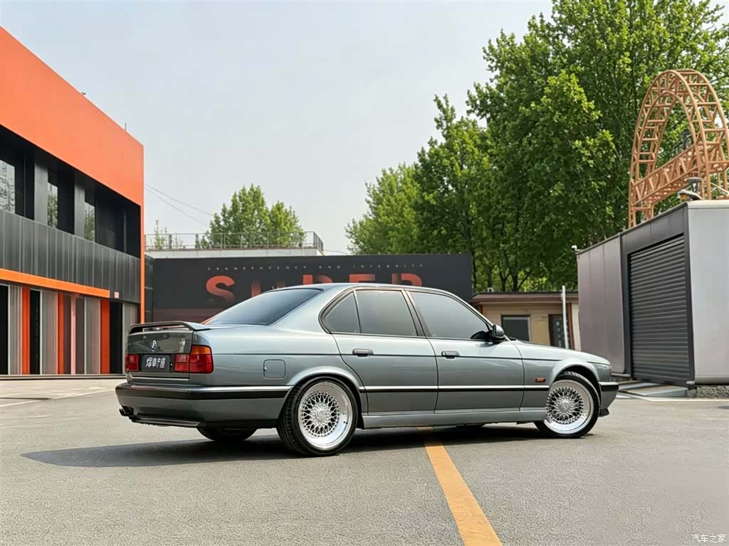 BMW 5 Series, 2004 3