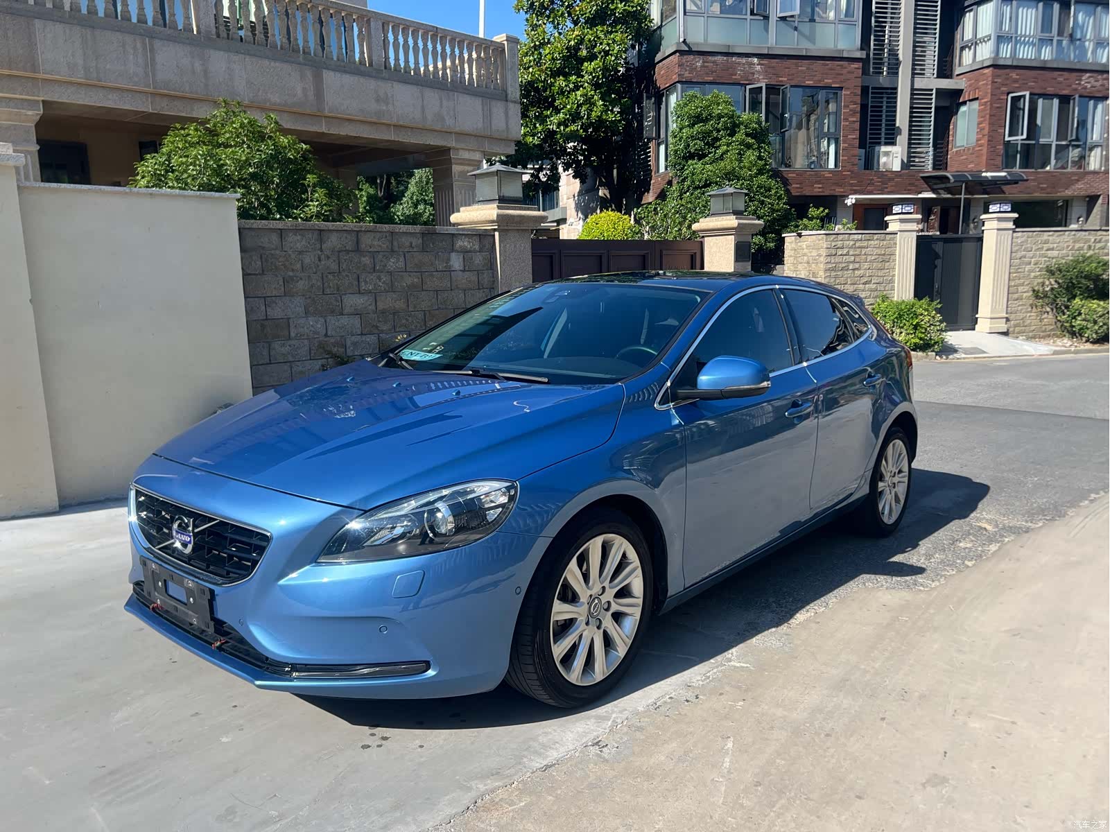 Volvo V40, 2016 1