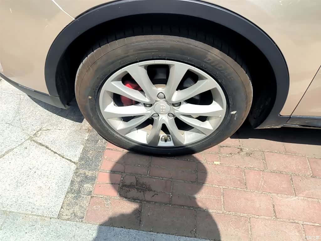 Geely Emgrand, 2018 23