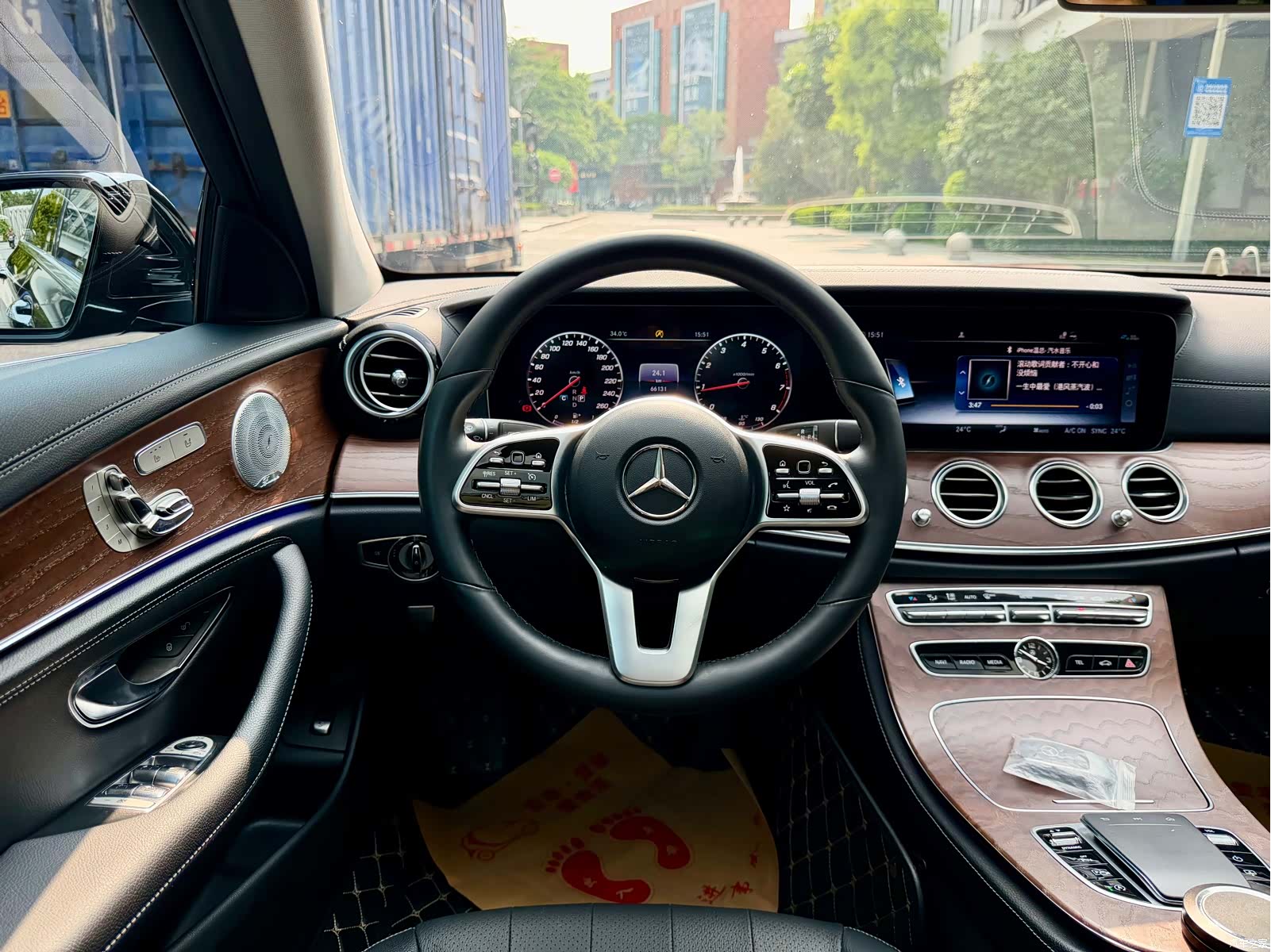 Mercedes-Benz E-Class, 2020 10