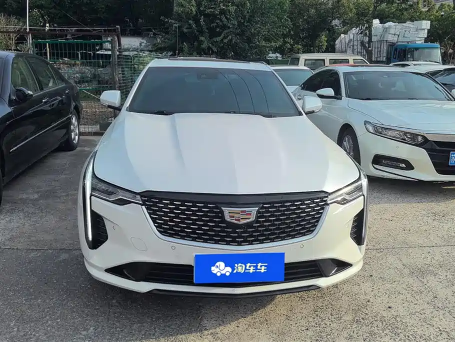 Cadillac CT4