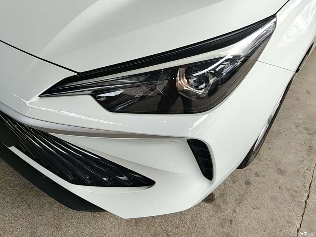 Roewe i5, 2025 24