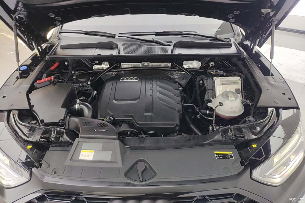 Audi Q5L, 2023 10