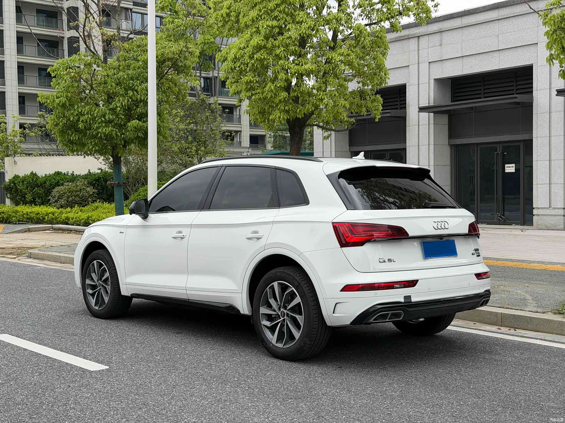 Audi Q5L, 2023 3