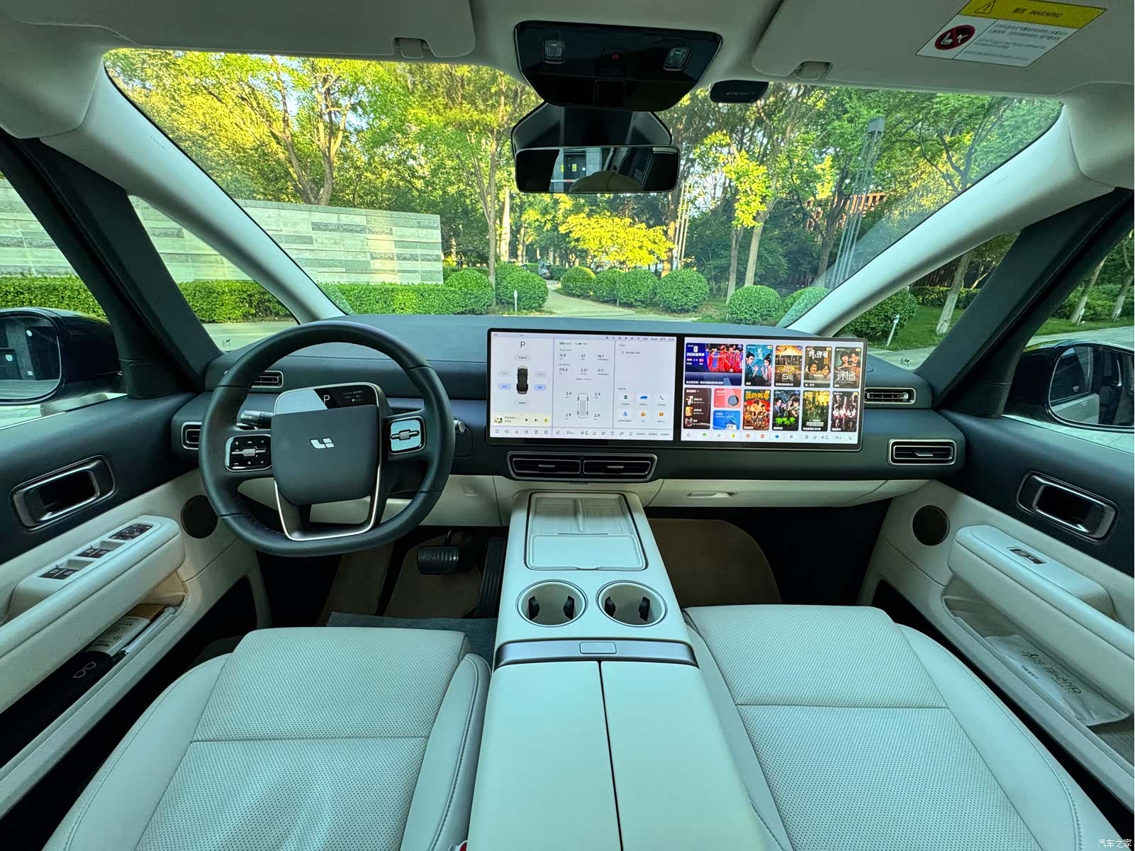 Li Auto MEGA, 2025 все фото