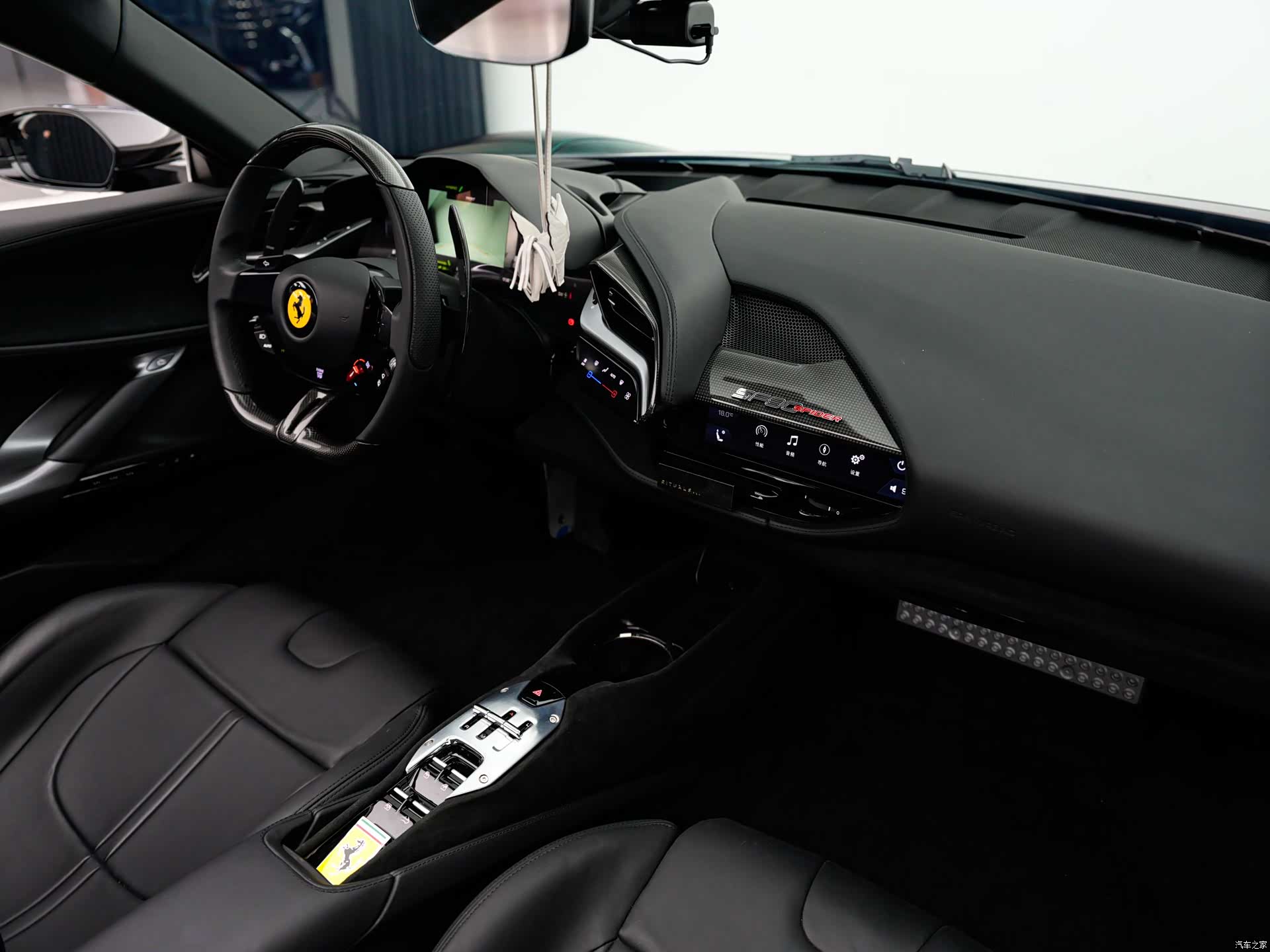 Ferrari SF90, 2024 16