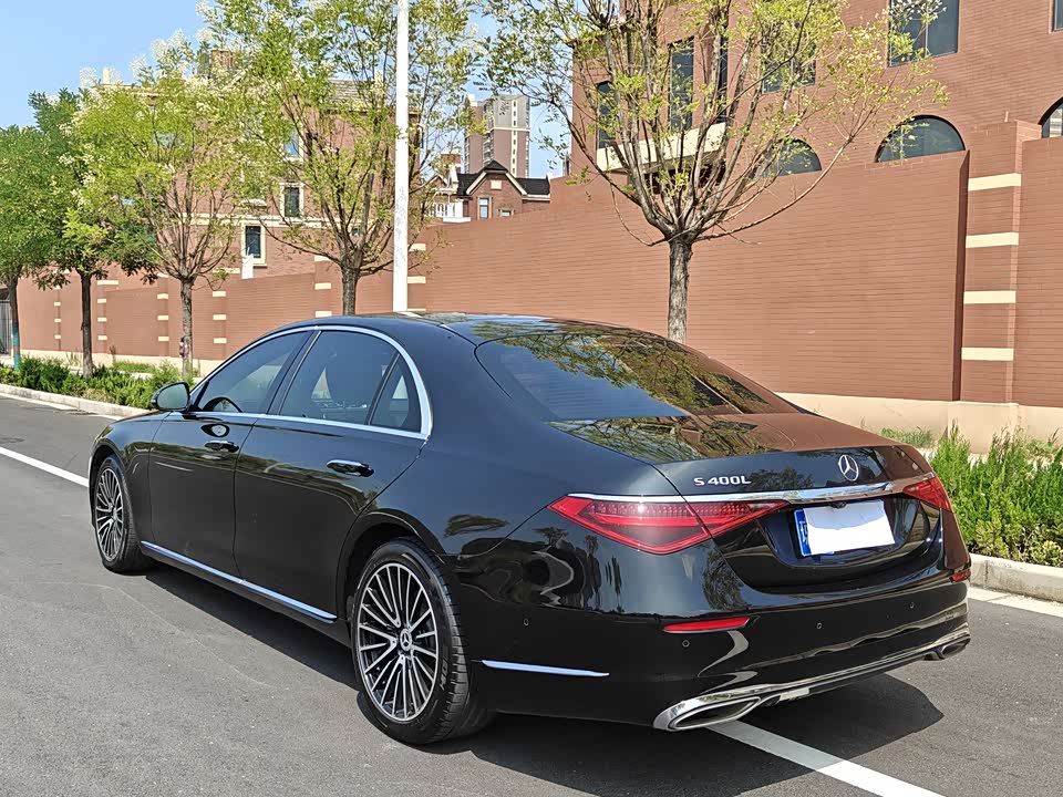 Mercedes-Benz S-class Mercedes-Benz S-class