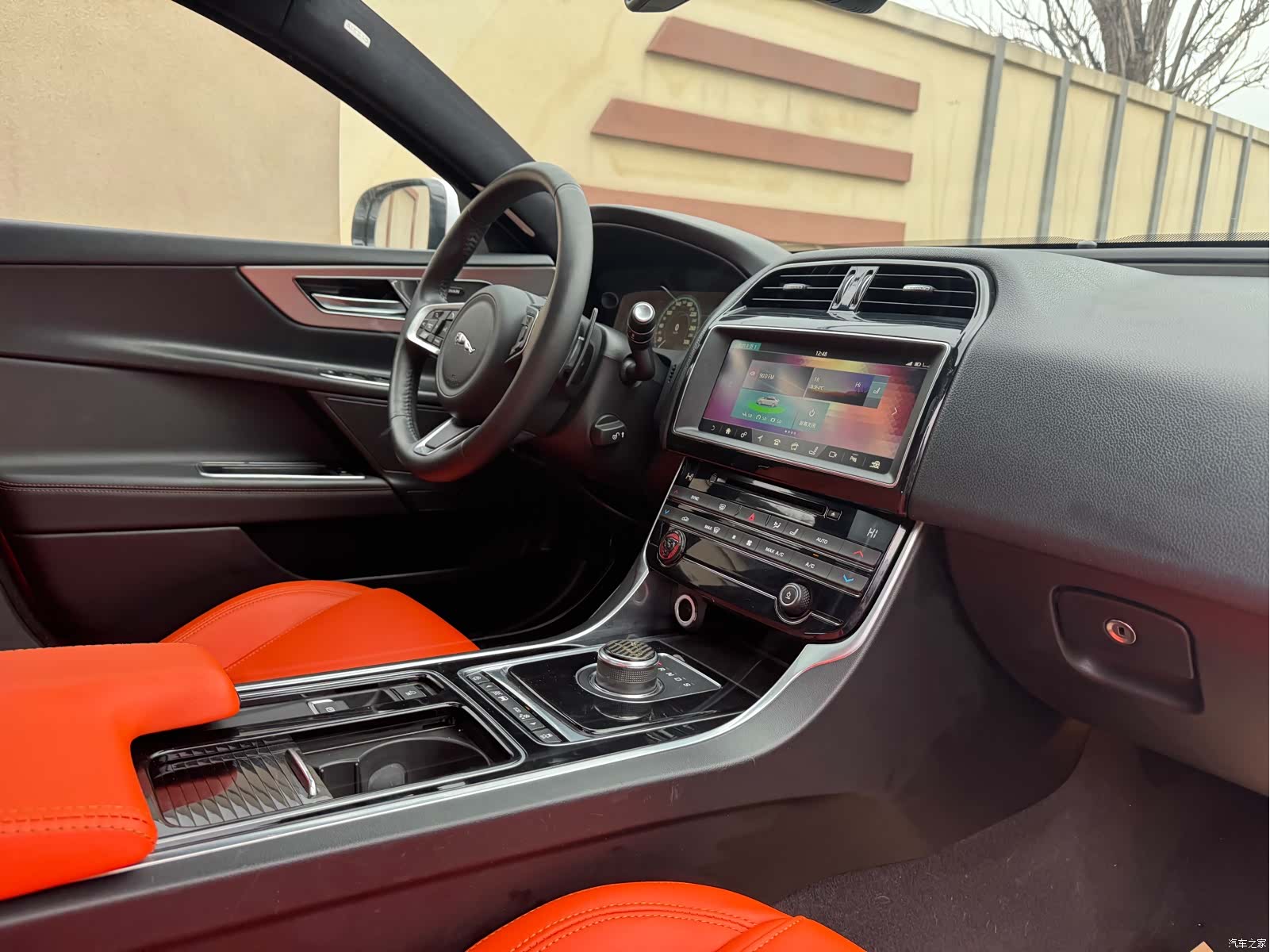 Land Rover XEL, 2018 21