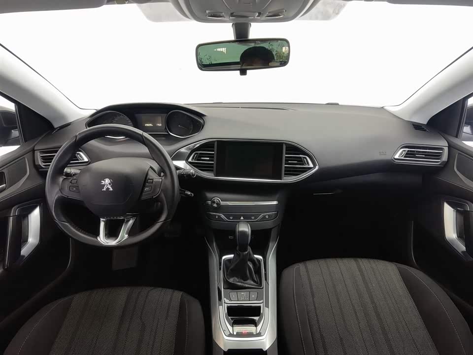 Peugeot 308S