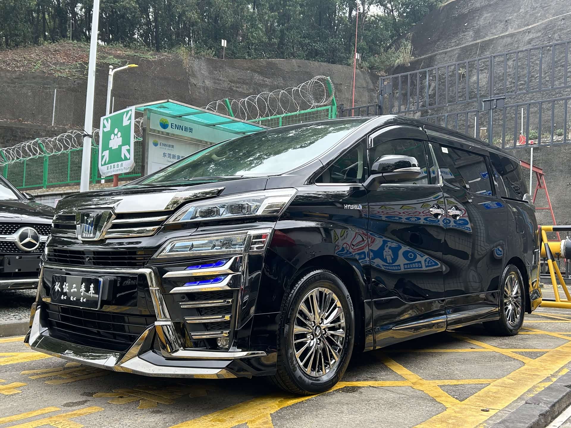 Toyota Vellfire, 2021 1