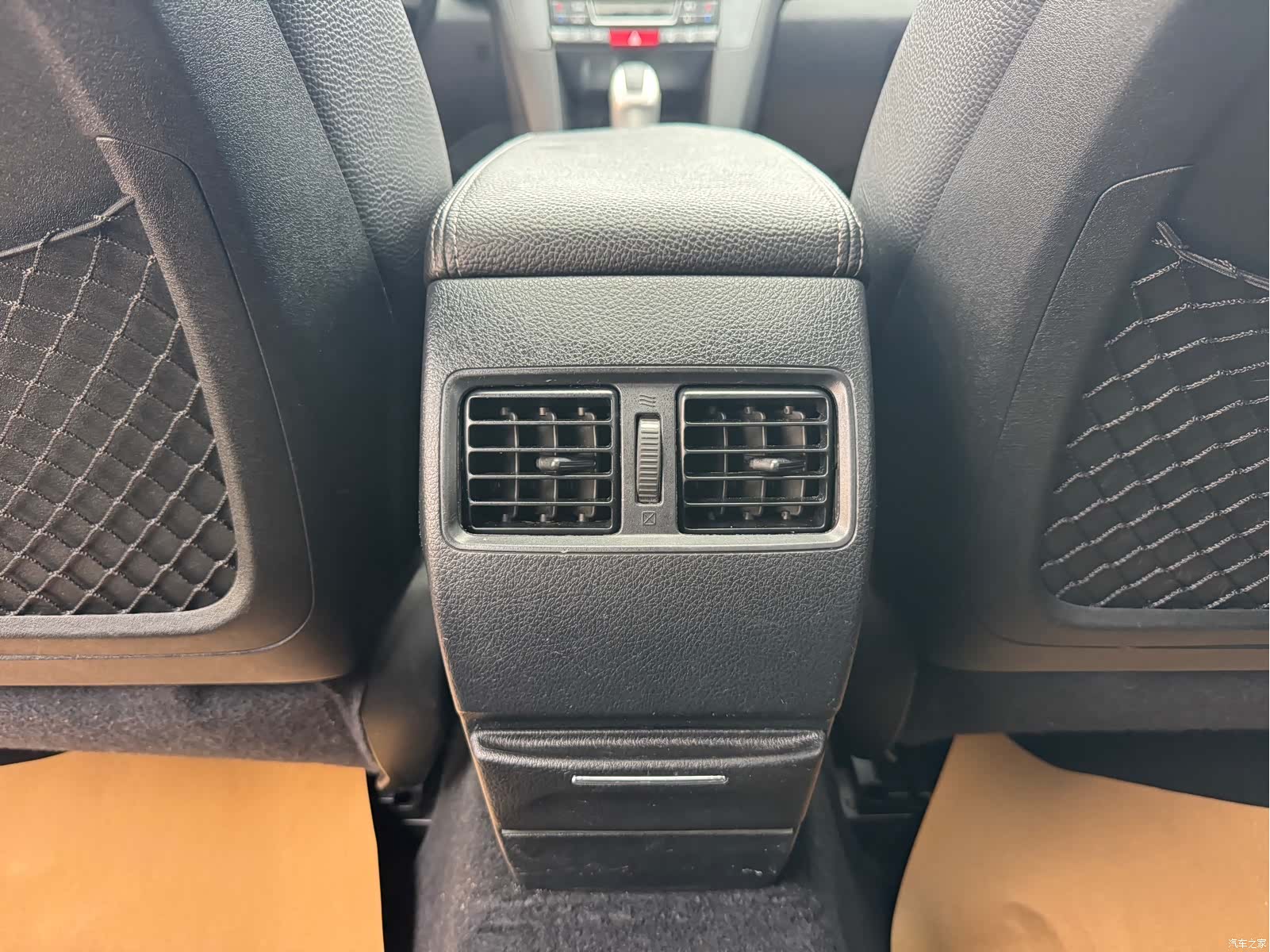 Subaru Outback, 2013 12