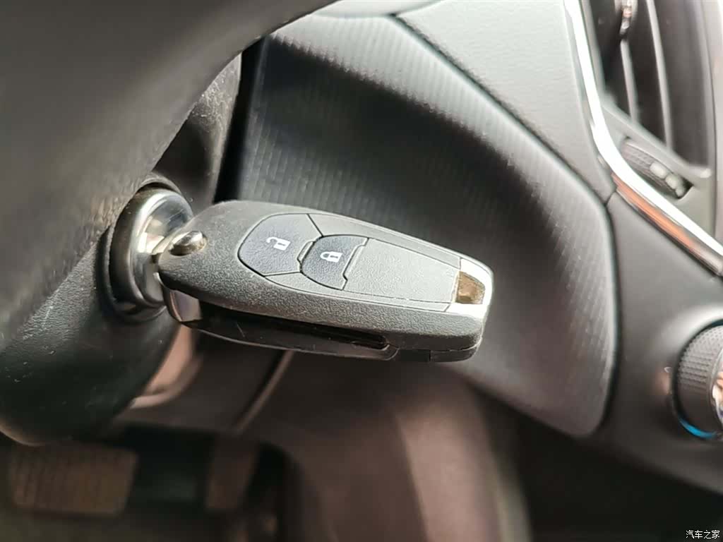 Chevrolet 320, 2019 9