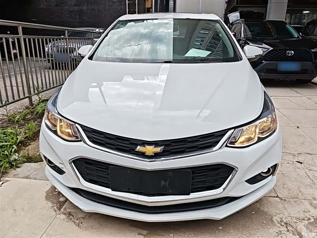 Chevrolet 320, 2019 3