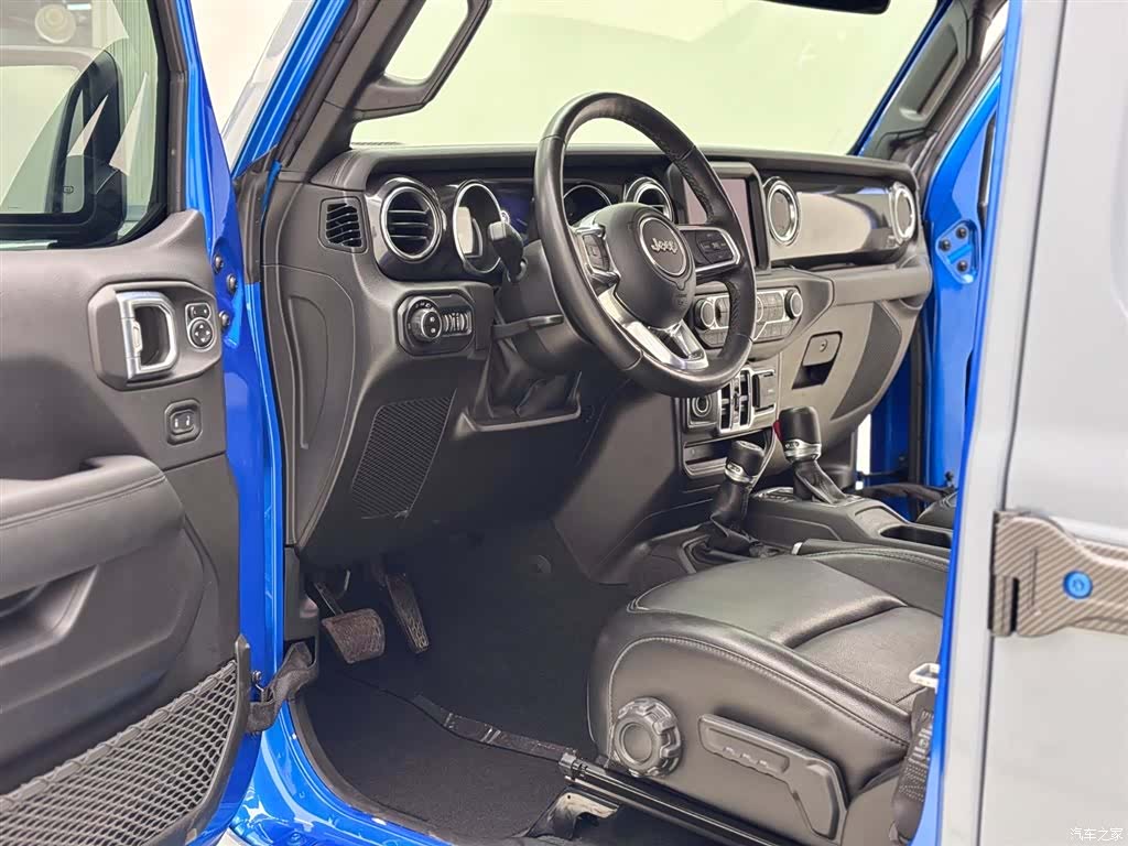 Jeep Wrangler, 2023 14