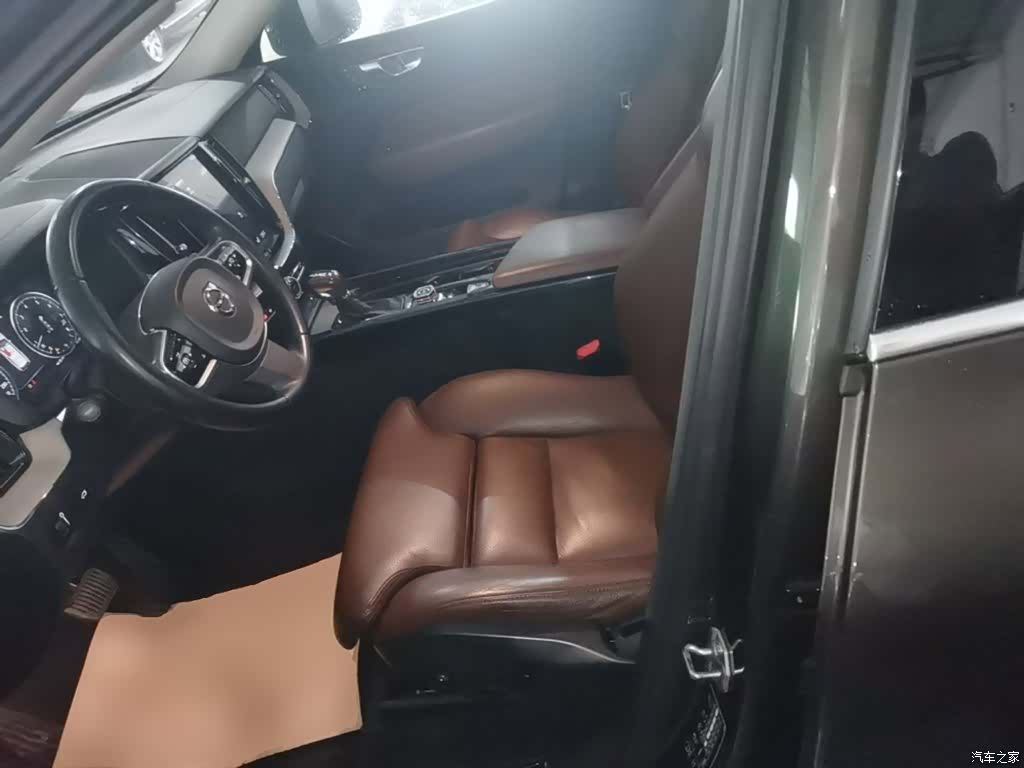 Volvo XC60, 2019 15