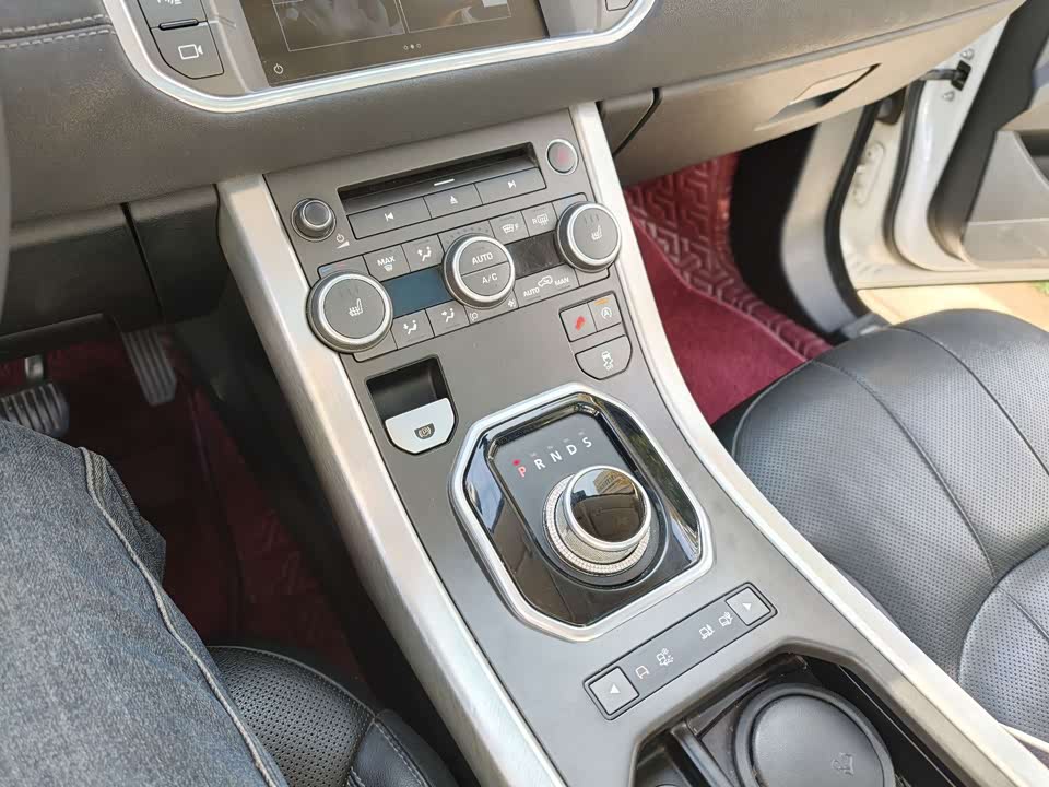 Land Rover Range Rover Aurora