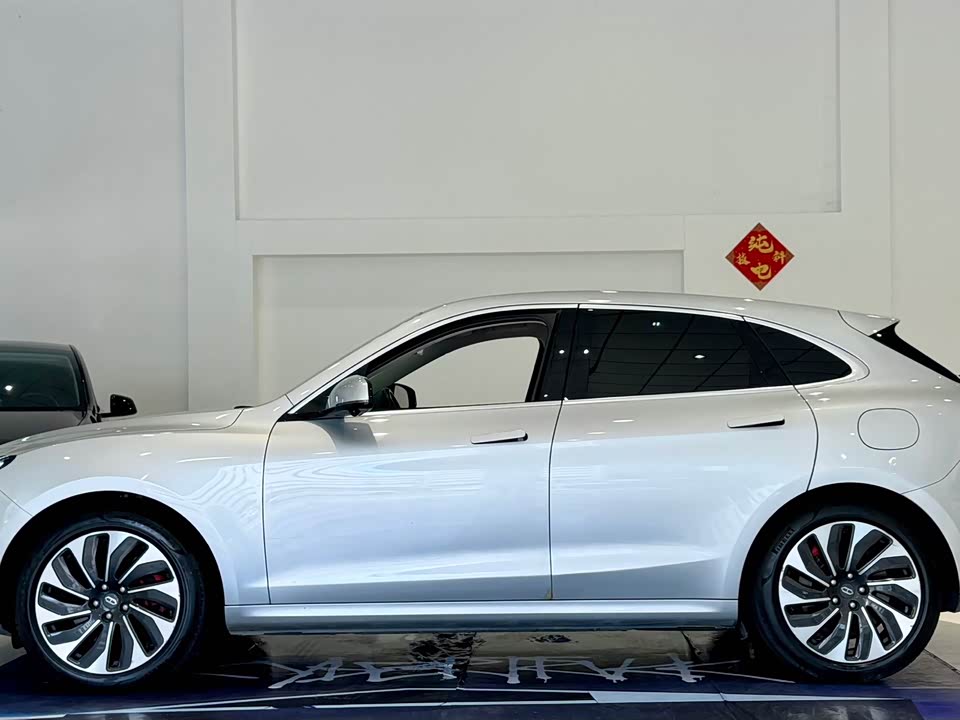 AITO Ask the world M5