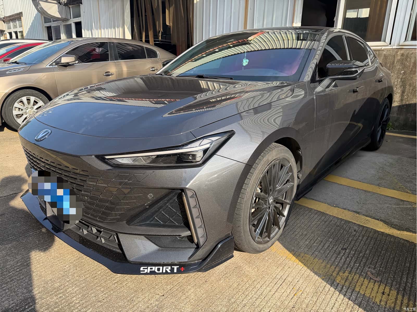 Changan UNI-V, 2024 1