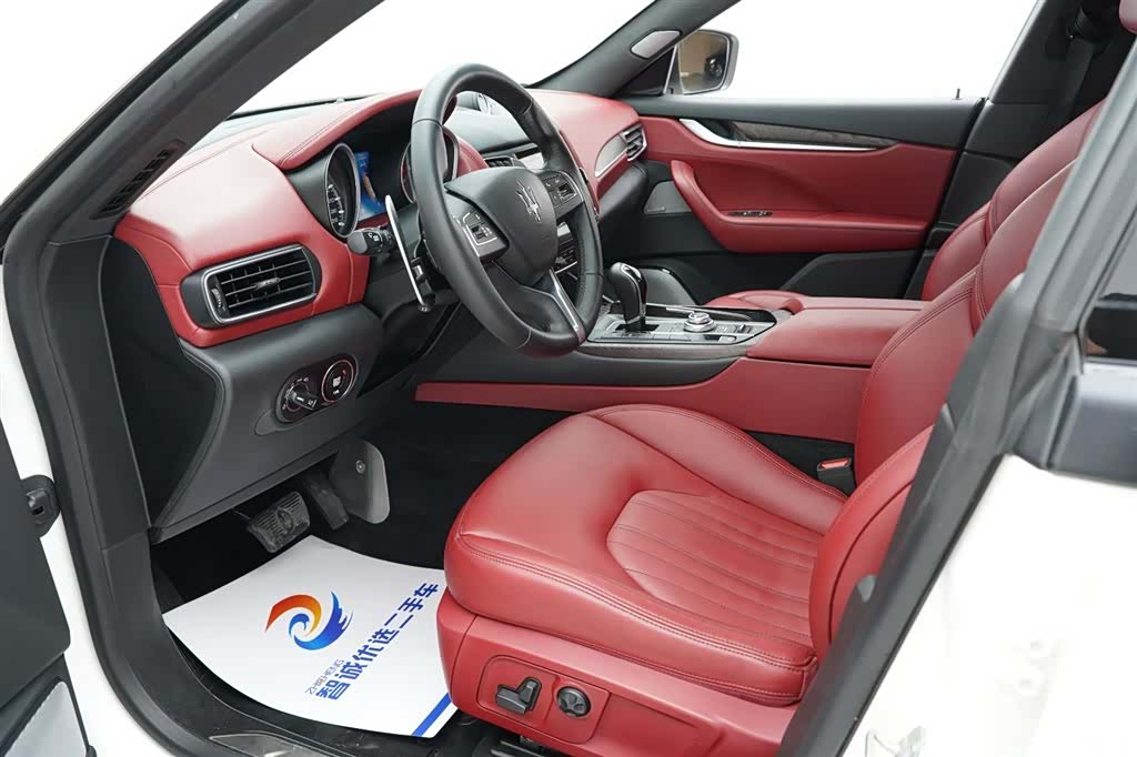 Maserati Levante, 2018 6