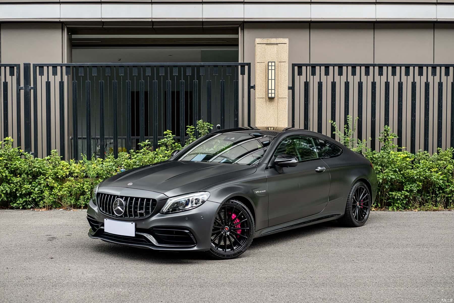 Mercedes-Benz C-Class, 2021 1