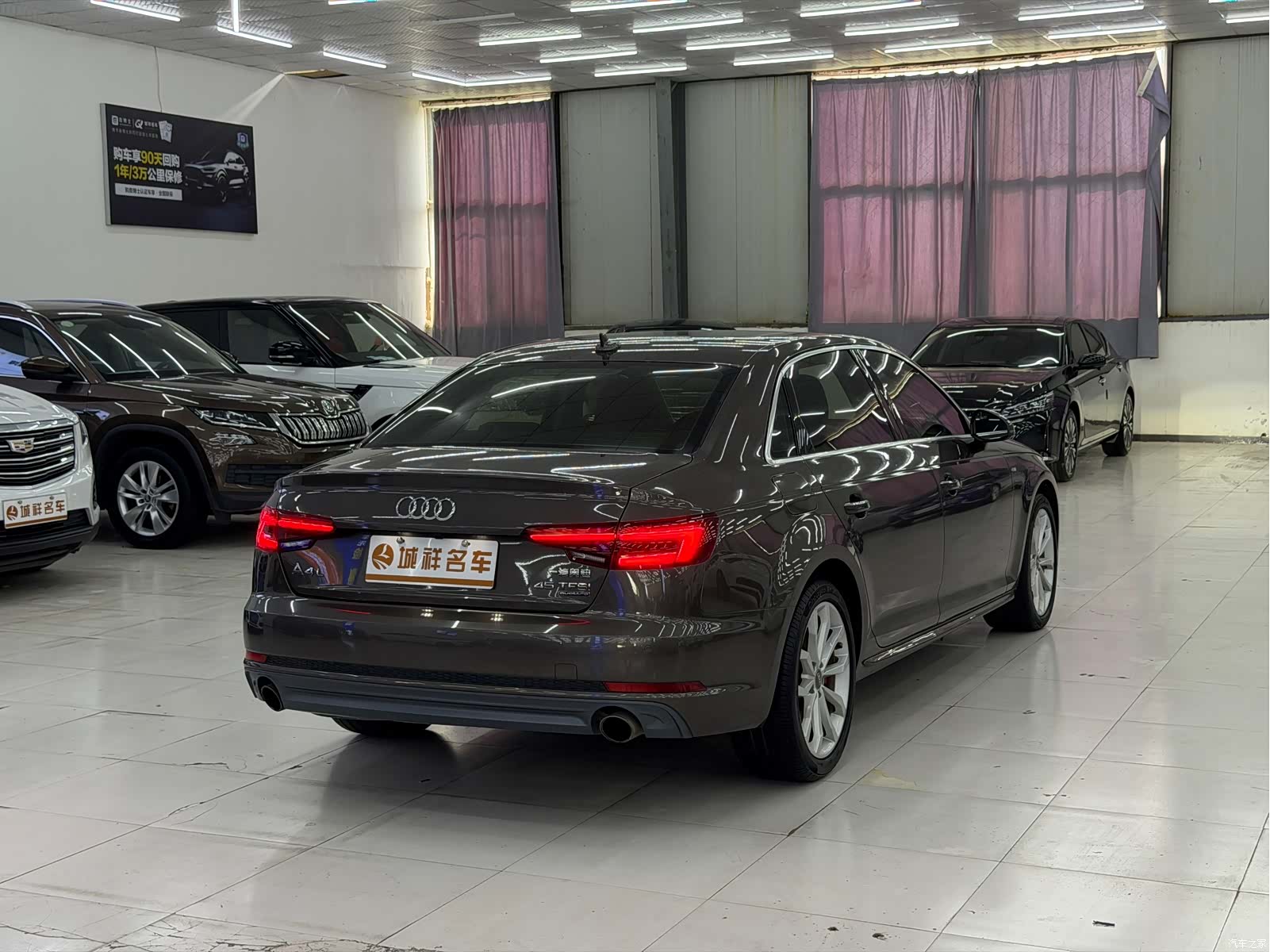 Audi A4L, 2018 8