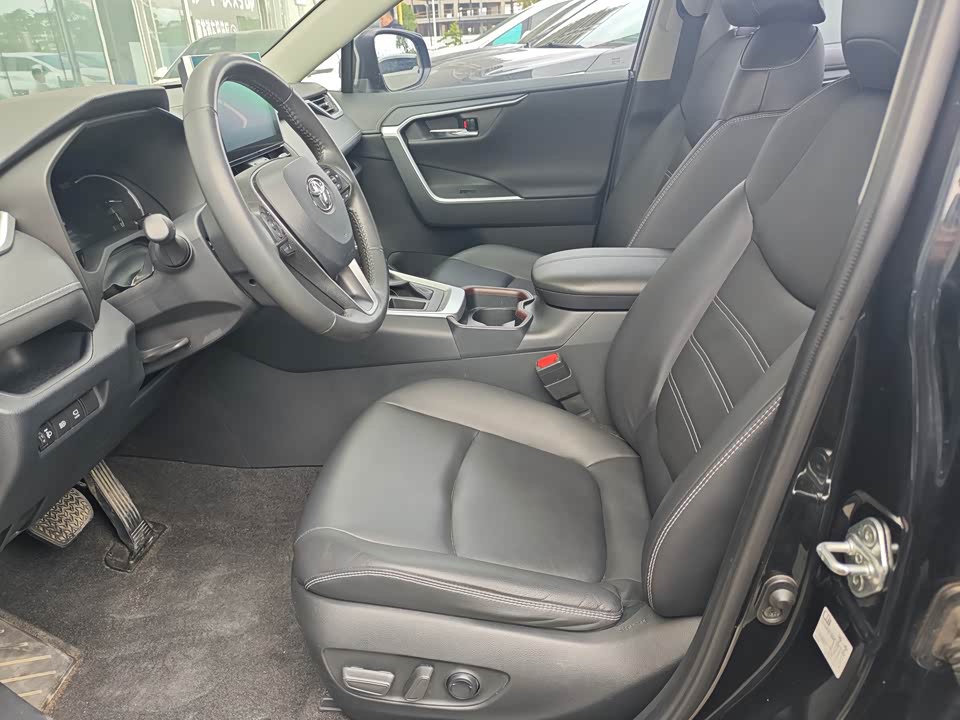 Toyota RAV4 Rongfang